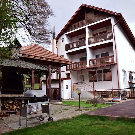 Pensiunea Arinul Sovata Exterior foto